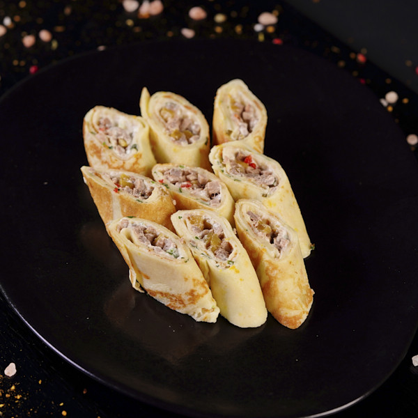 Pankūku rolli ar pīles fileju un mango, 1 gab