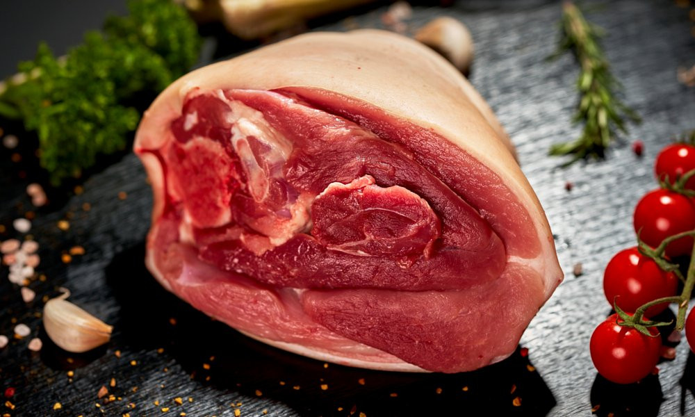 Atdzesēts pakaļējais cūkgaļas stilbiņš