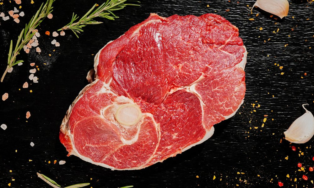 Jēra gaļas šķiņķis svaigi atdzesēts