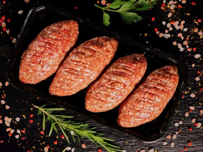 Jēra gaļas ļuļa kebabs