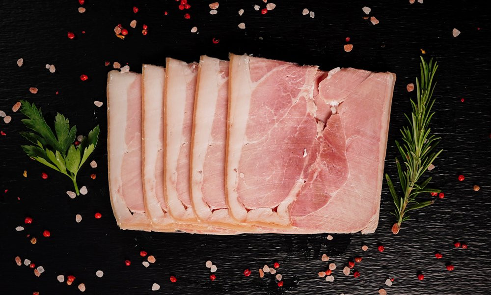 Vārīts cūkgaļas šķiņķis "Milānas gaumē" (vakuumā)