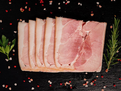 Vārīts cūkgaļas šķiņķis "Milānas gaumē" (vakuumā)