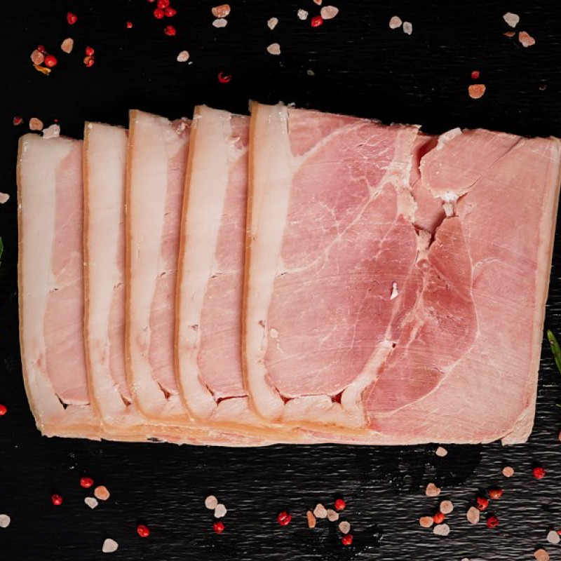 Vārīts cūkgaļas šķiņķis "Milānas gaumē" (vakuumā)