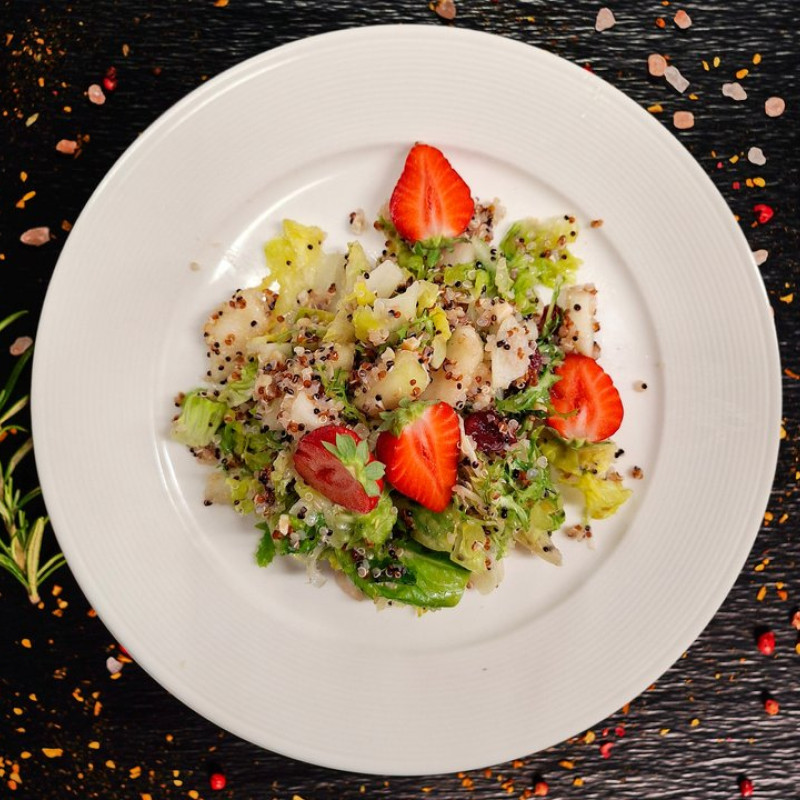 Kvinoja salāti ar bumbieriem (260g)