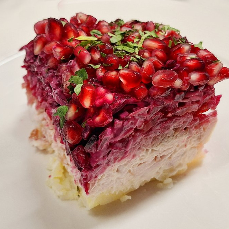 Vistas salāti ar granātābolu (350g)