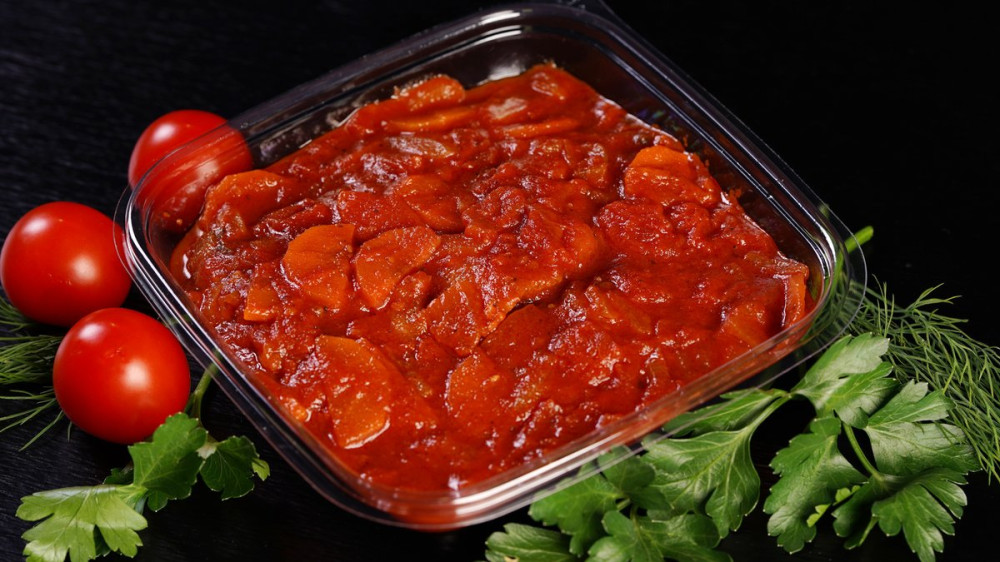 Ceptas reņģes sarkanajā marinādē (450g)