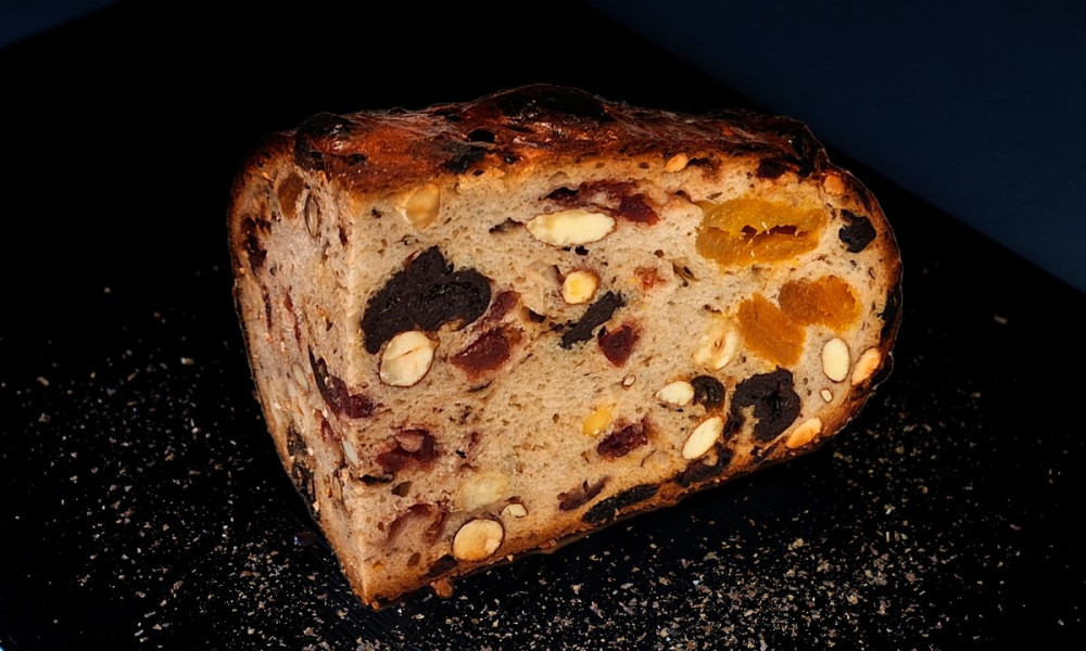 Saldskābmaize Augļu un riekstu, 500g