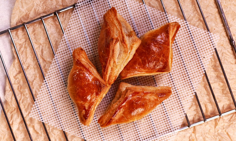 Buljona pīrādziņš