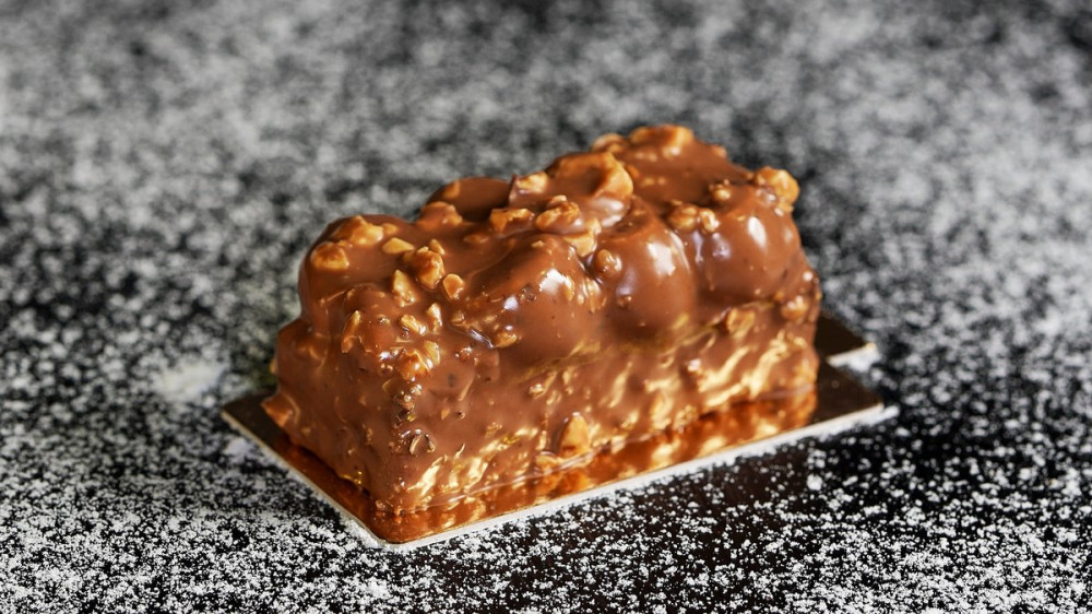 Biezpiena sieriņš ar žāvētiem augļiem 115g