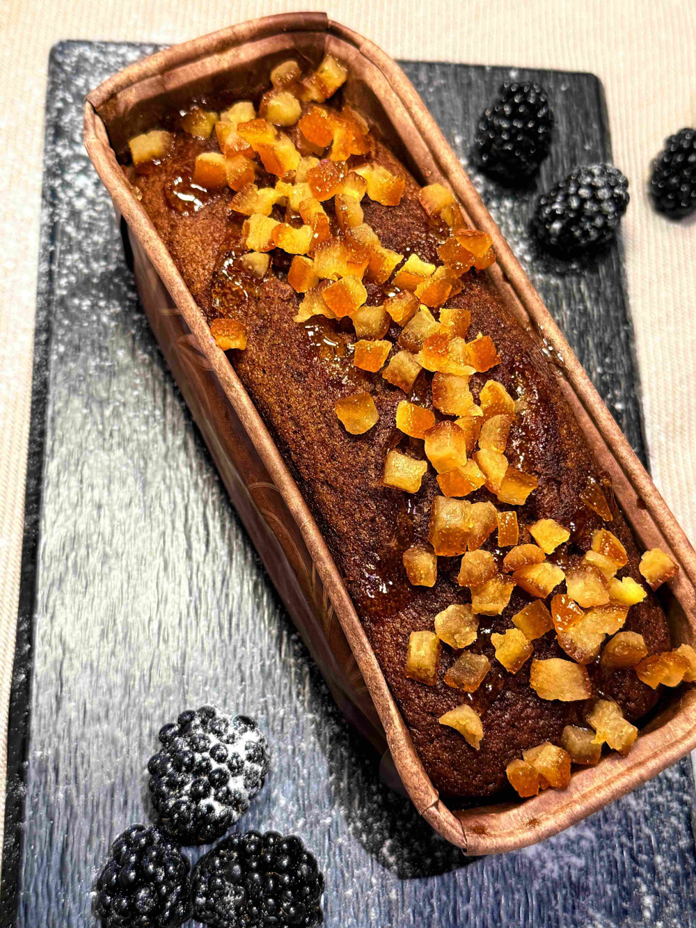 Burkānu-valriekstu kēkss 400g