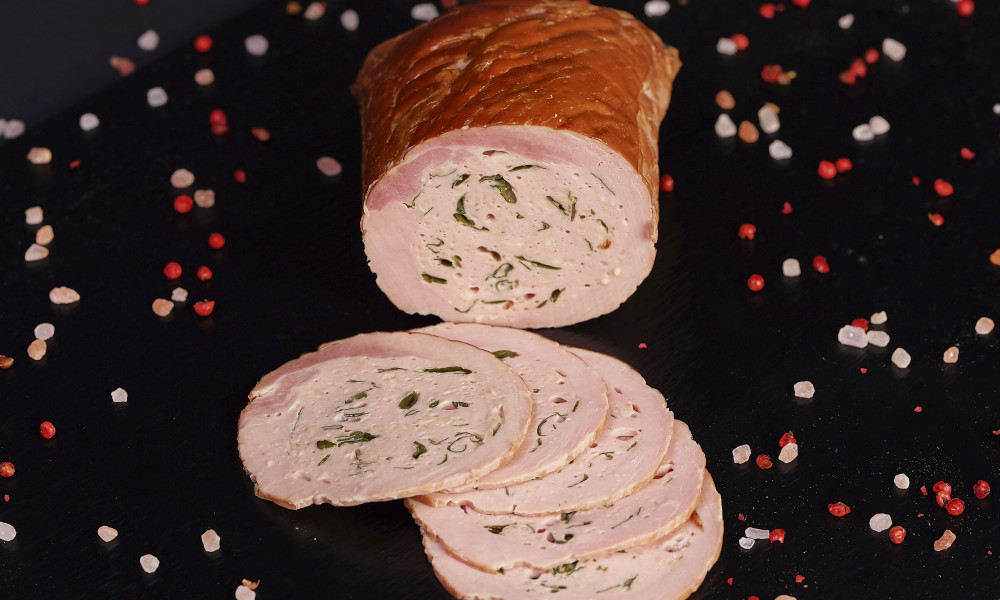 Kūpināta cūkgaļas rulete ar spinātiem