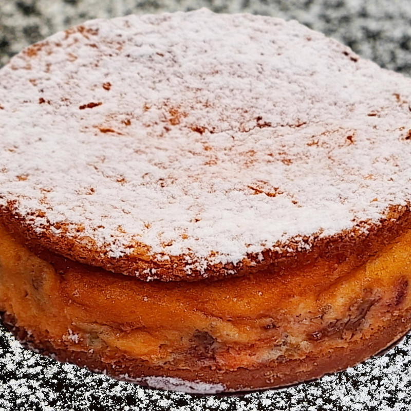 Пирог с ревенем и клубникой