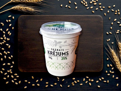 Сметана 25% "Straupe"  