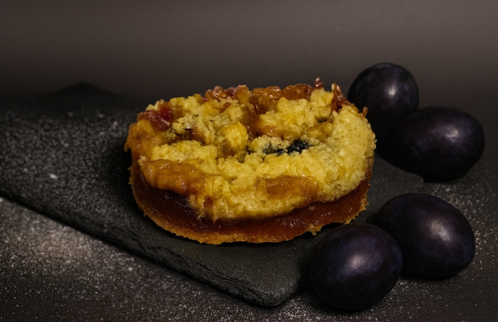 Pīrāgs ar plūmēm 360g