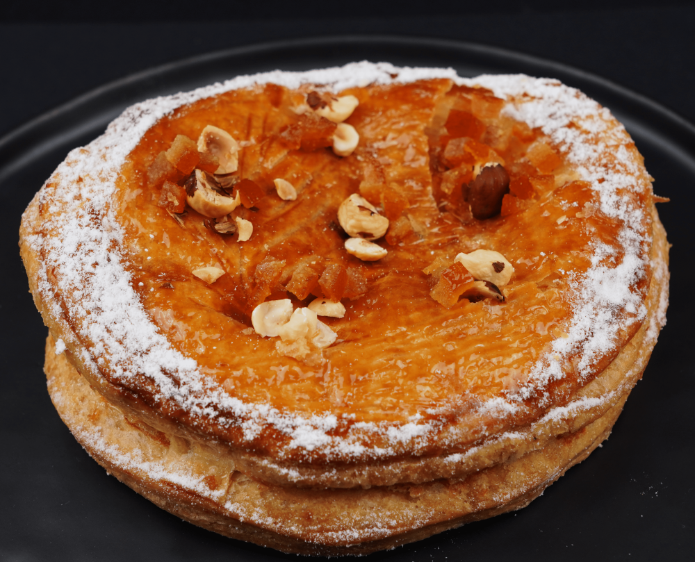 Mandeļu - karameļu pīrāgs ~450g (1gab)